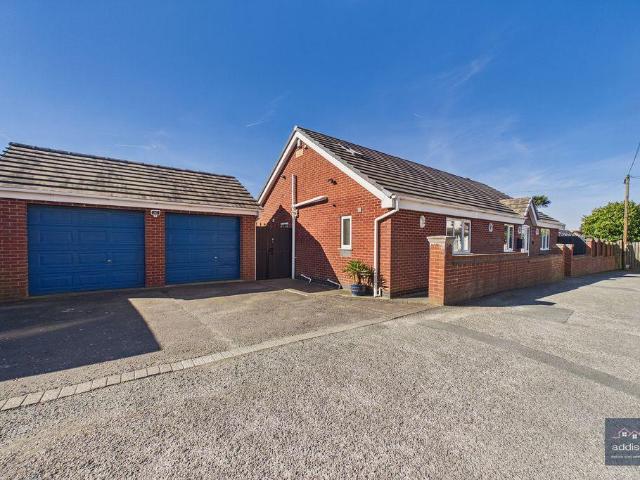 Bungalow for sale in Far Moor, Wigan