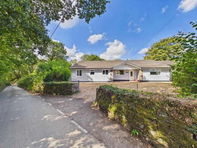 Bungalow for sale in Cornwall