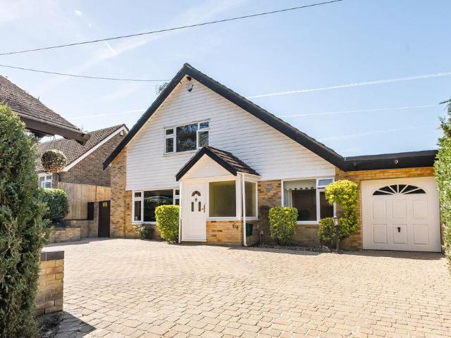 House for sale in London Borough of Croydon, Kenley