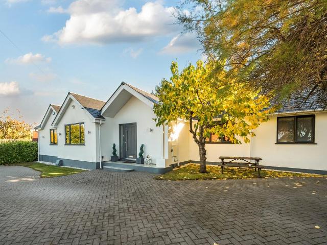 Bungalow for sale in Pachesham Park, Surrey