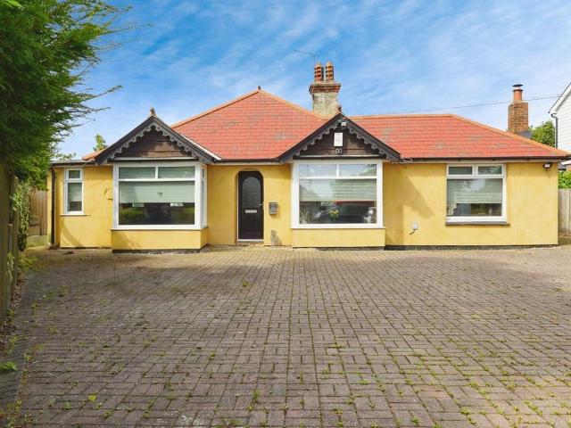 Bungalow for sale in Folkestone, Densole