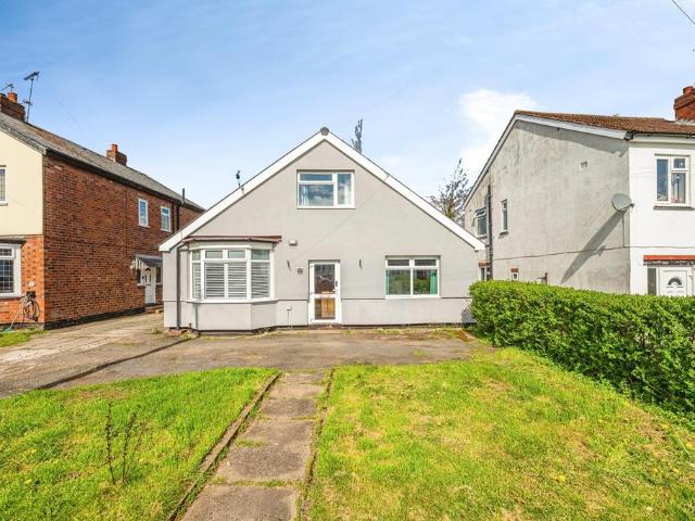 Bungalow for sale in Goldthorn Hill, Castlecroft
