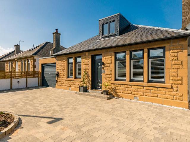 Bungalow for sale in Bingham, Scotland