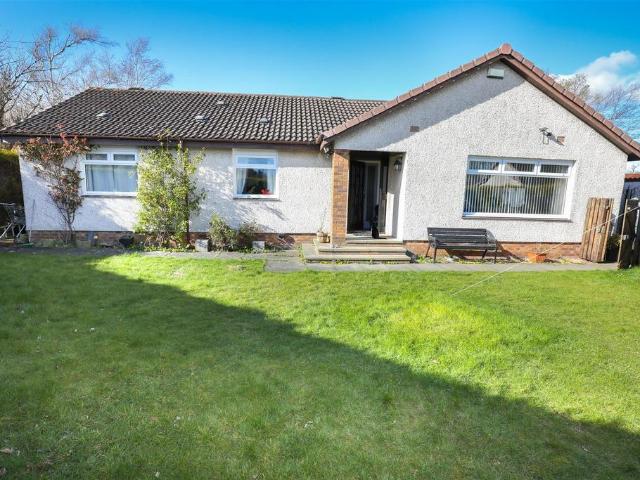 Bungalow for sale in Pitteuchar, Glenrothes