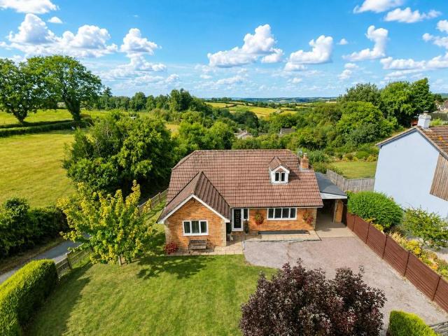 Bungalow for sale in Berry Hill, Bromsberrow Heath