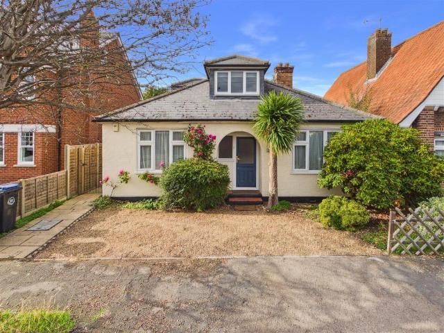 Bungalow for sale in Elmbridge, Surrey