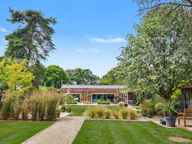 Bungalow for sale in Woodham Ferrers and Bicknacre, Chelmsford
