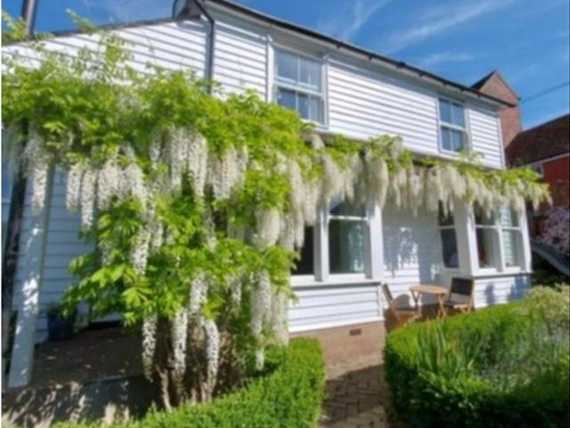 Bungalow for sale in Sandown Park, Kent