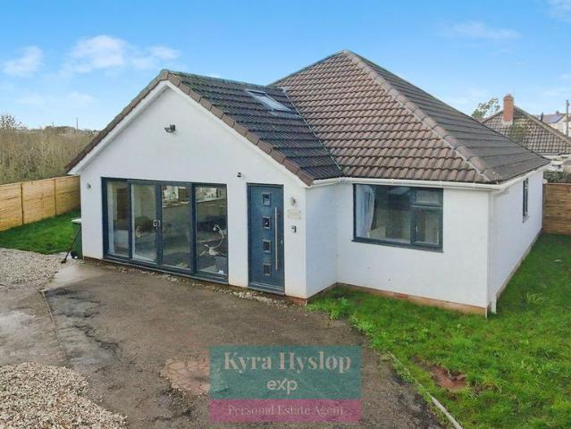 Bungalow for sale in Watergate, Devon