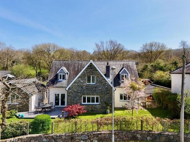 Bungalow for sale in Brithdir and Llanfachreth, Brithdir