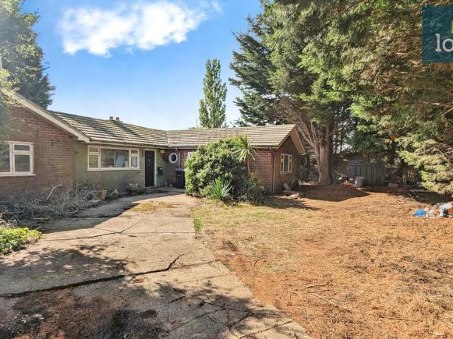 Bungalow for sale in Belleau, Lincolnshire
