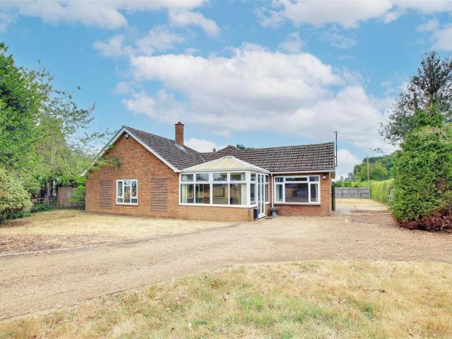 Bungalow for sale in Huntingdon, Cambridgeshire