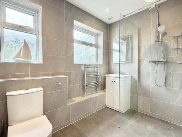 Bungalow for sale
