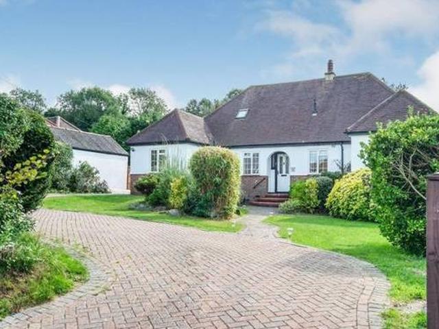 House for sale in Surrey