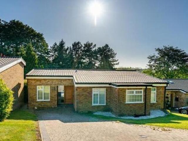 House for sale in Ashlyns Estate, Pouchen End