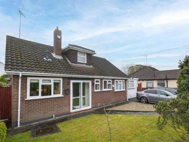 House for sale in Queens Park, Basildon