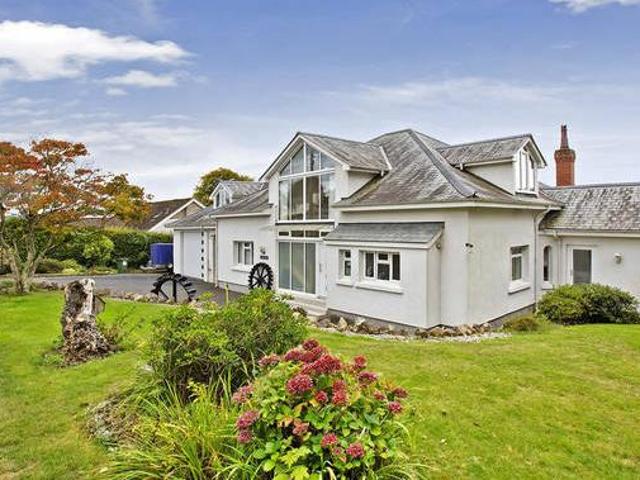 House for sale in Devon