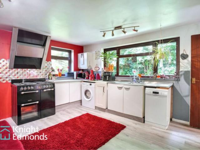 Bungalow for sale in Oad Street, Kent