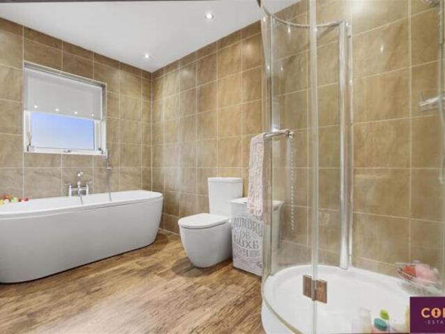 Bungalow for sale in Kirkintilloch, Scotland