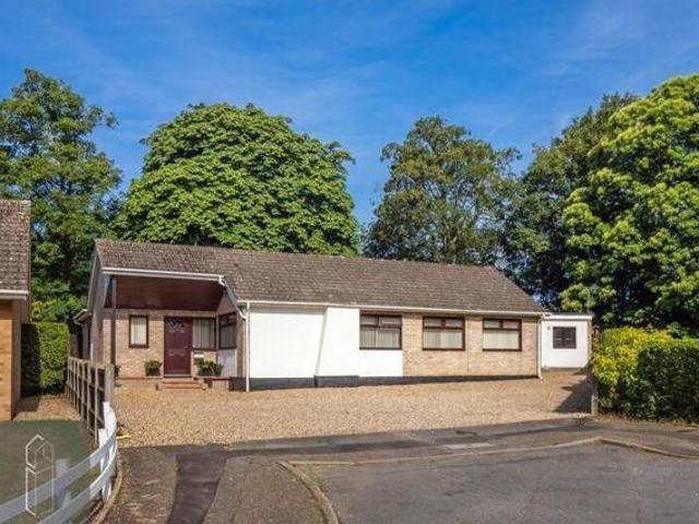 House for sale in East Bank, Norfolk