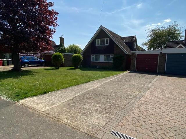Bungalow for sale in Slough