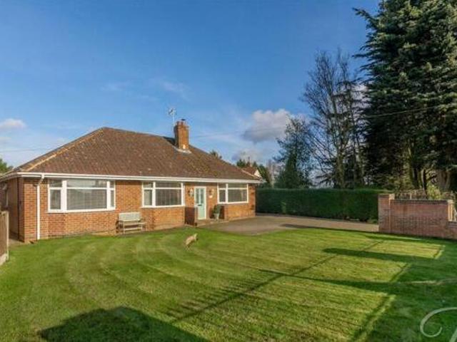 House for sale in Potters Corner, East Midlands