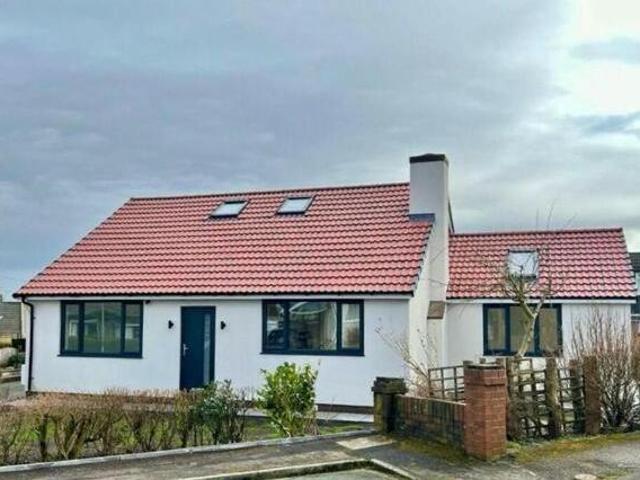 House for sale in Halifax, West Yorkshire