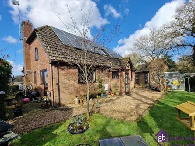 House for sale in Ringwood, Ashurst Bridge