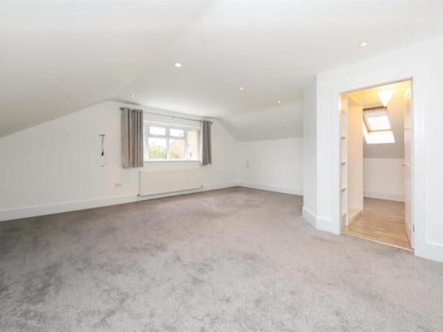 Bungalow for sale in Uxbridge, Greater London