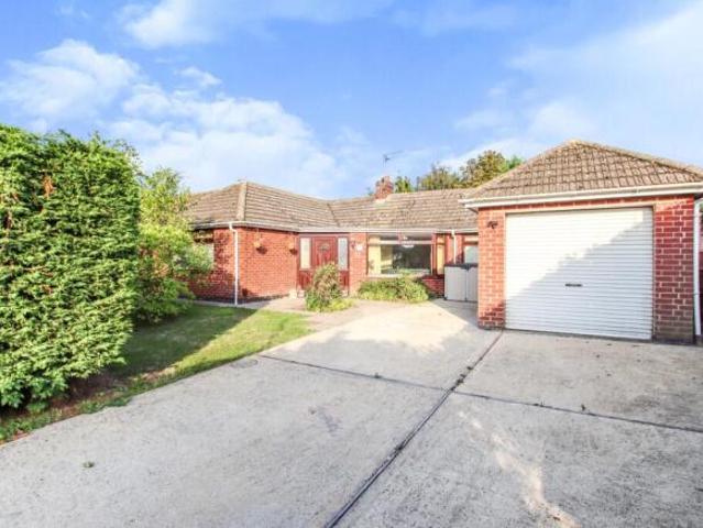 Bungalow for sale in Brayford, Lincolnshire
