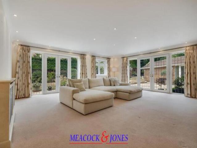 Bungalow for sale in Hutton, Navestock Side