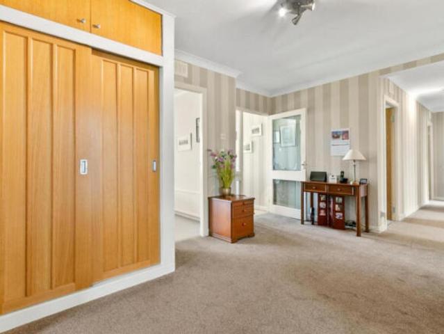 Bungalow for sale in Torrance, Scotland