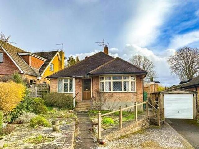 House for sale in Pachesham Park, Surrey