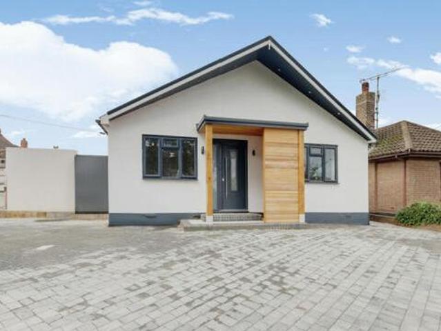 House for sale in Alton Barnes, Essex