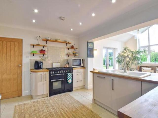 Bungalow for sale in Woodchurch, Upton