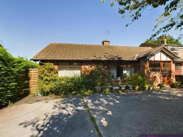 House for sale in Hurdsfield, Macclesfield