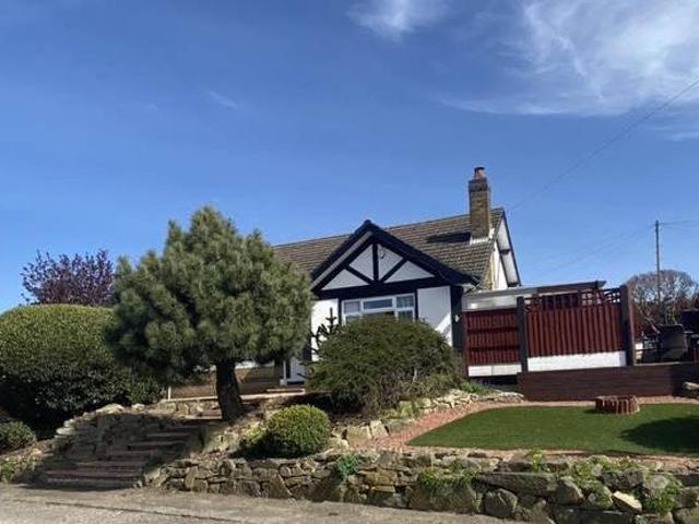 House for sale in Derbyshire Dales, East Midlands