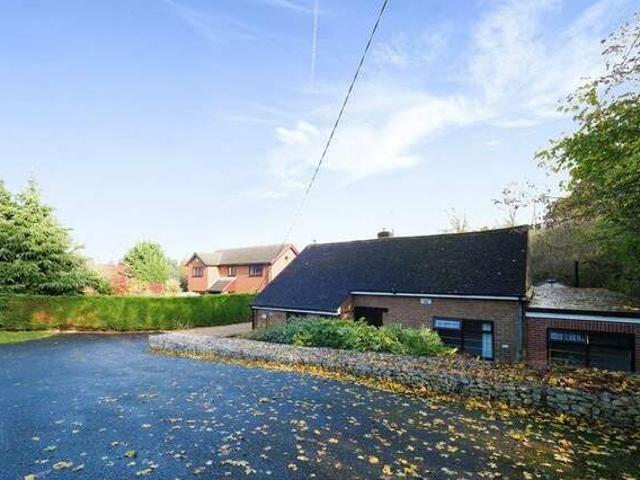 House for rent in Froggatt, East Midlands