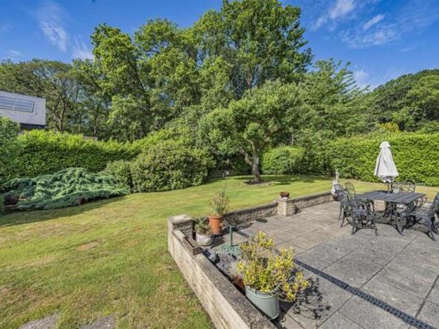 Bungalow for sale in Five Acres, Hertfordshire