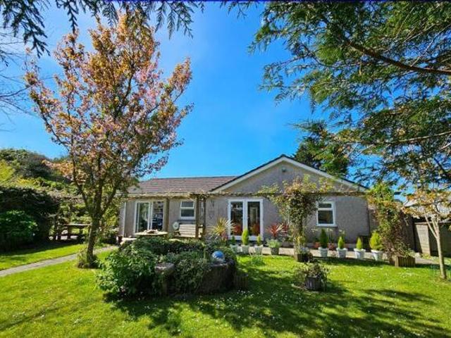 House for sale in Mount Ambrose, Cornwall