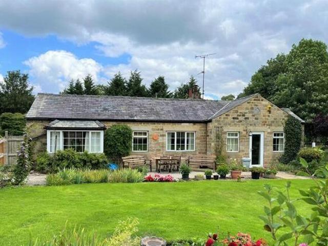 House for sale in Kedleston, East Midlands