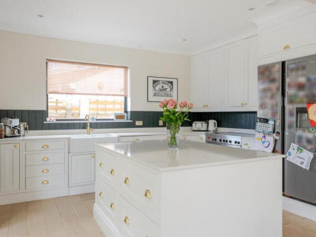 Bungalow for sale in Feckenham, City Of Bristol