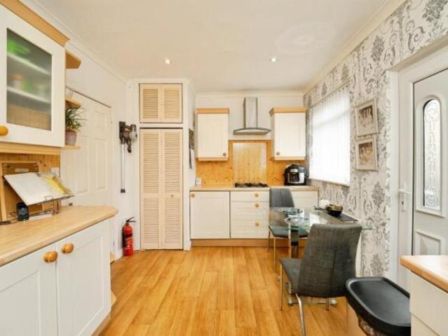 Bungalow for sale in Low Moor, West Yorkshire