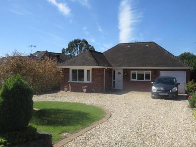 House for sale in Barton Stacey, Hampshire