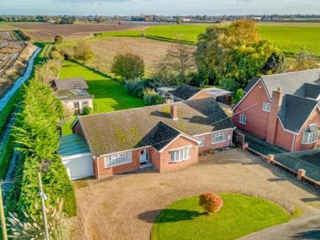 House for sale in Gosberton Clough, Lincolnshire