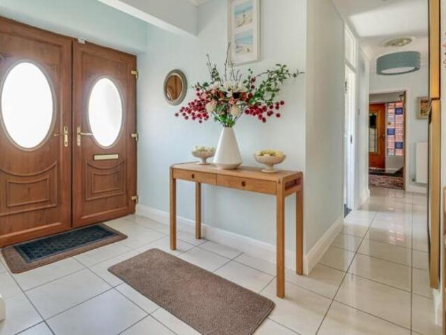 Bungalow for sale