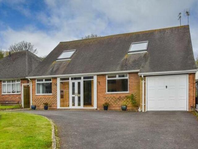 House for sale in Tettenhall, West Midlands