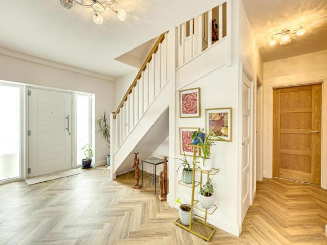 Bungalow for sale in Alton Barnes