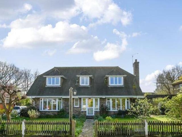 House for sale in Horsham, West Sussex
