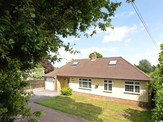 House for sale in The Butts, Kent